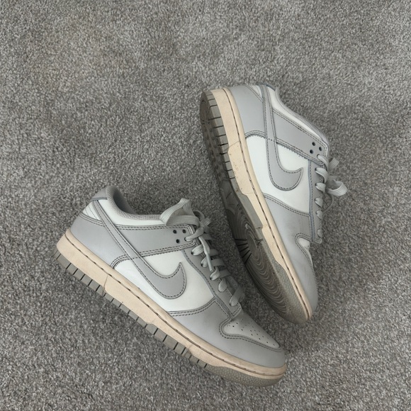 Nike Gray and White Dunks - Picture 1 of 4